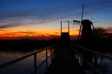 colorful kinderdijk .jpg